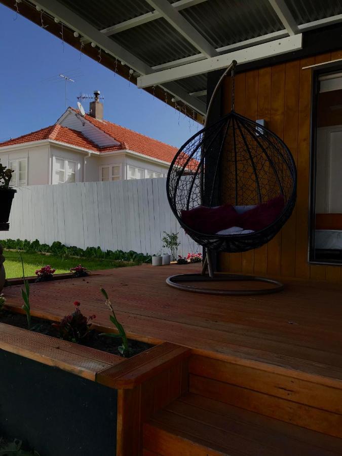Onehunga Garden Tinyhouse With Parking Hotel Auckland Eksteriør billede